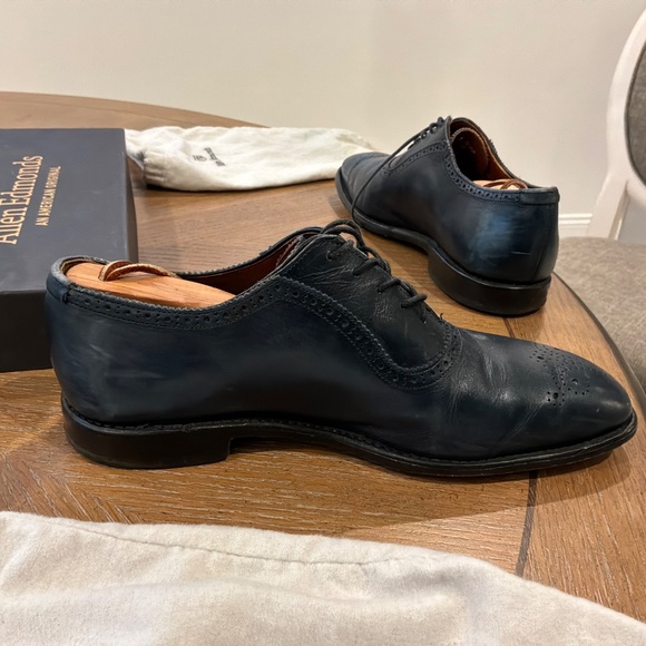 Allen Edmonds Navy Blue Cornwallis Oxfords with matching Leather Belt main image 5